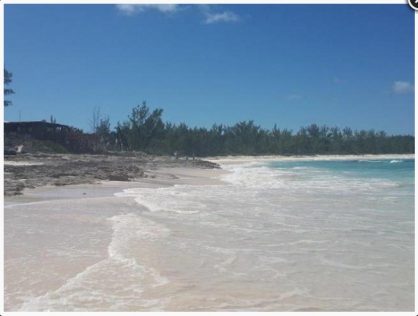 1/2 Acre, Beachfront, Eleuthera Island